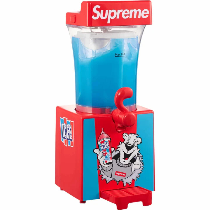 SUPREME/ICEE SLUSHIE MACHINE IN HAND SHIPS FAST