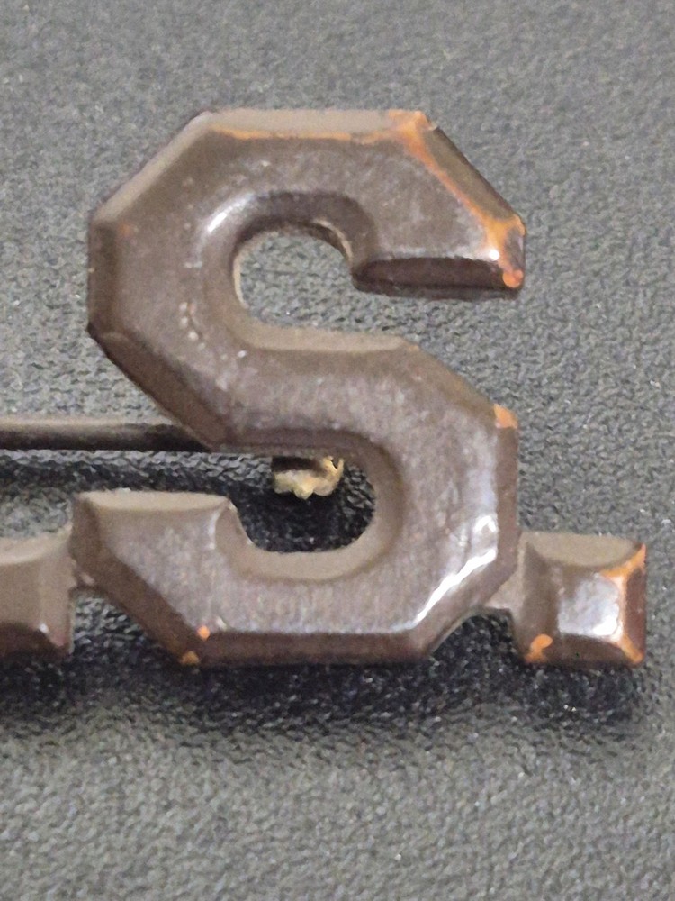 WW1 Era Pin Back U.S. Insignia
