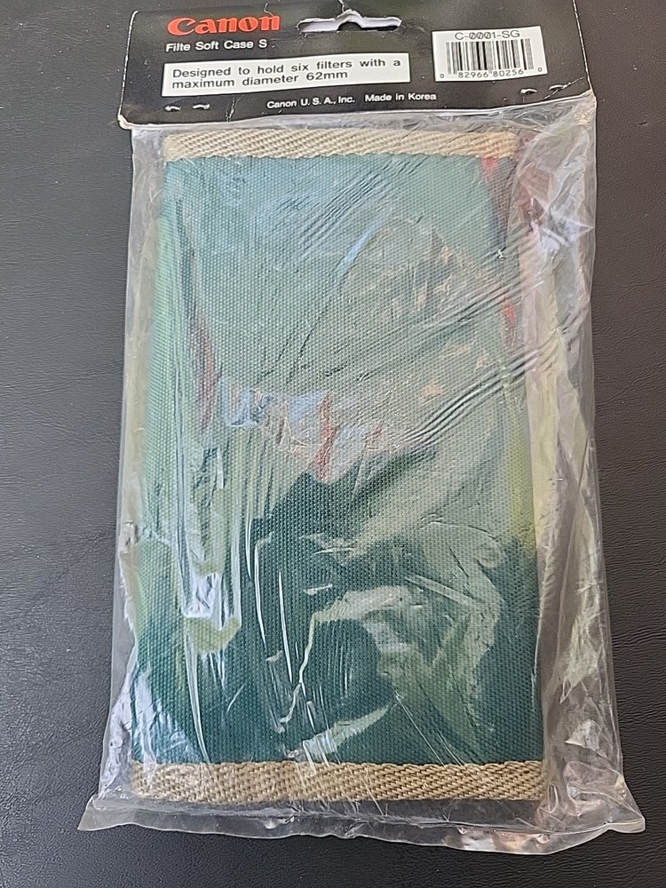 VTG Canon Filter/Memory Card Holder New