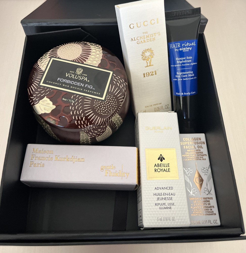 Saks First Beauty Box NO. 4