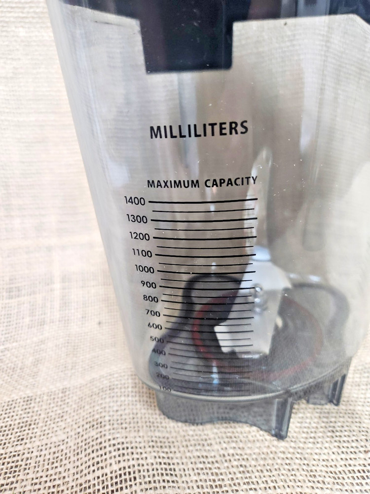 Replacement Container for Vitamix Blenders, 48 oz, replace Touch & Go The Quiet