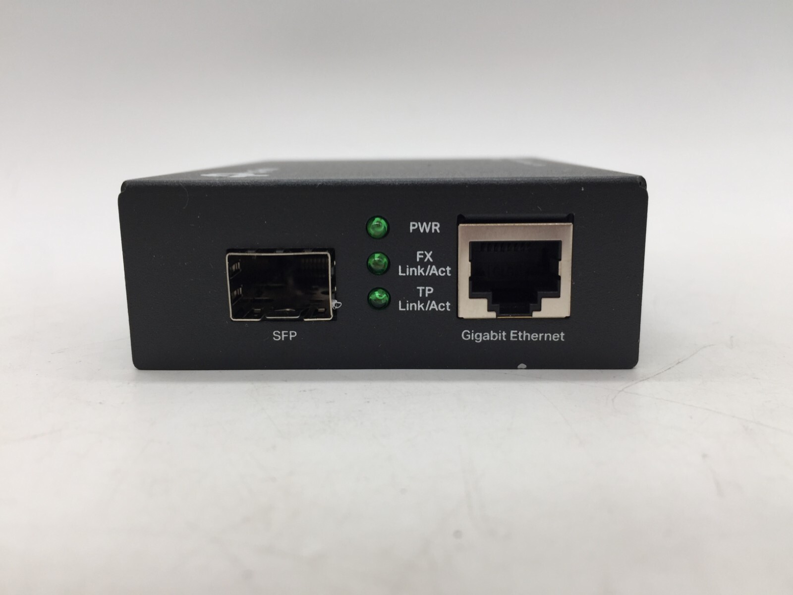 TP-Link MC220L Gigabit Ethernet SFP Media Converter UNIT ONLY FREE S/H