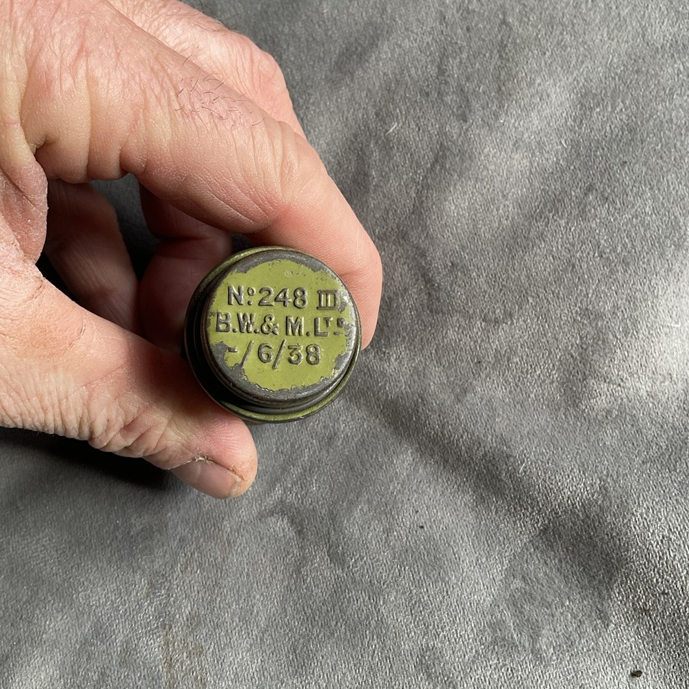 1940 WW2 Unused Outfit Anti-DimmingCompound MK V