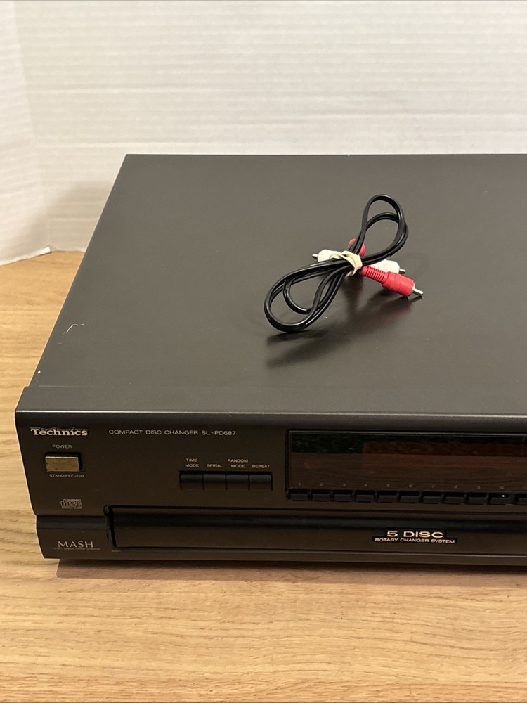 Technics SL-PD687 - Rotary 5 Disc CD Changer Player Compact Disc Component WORKS