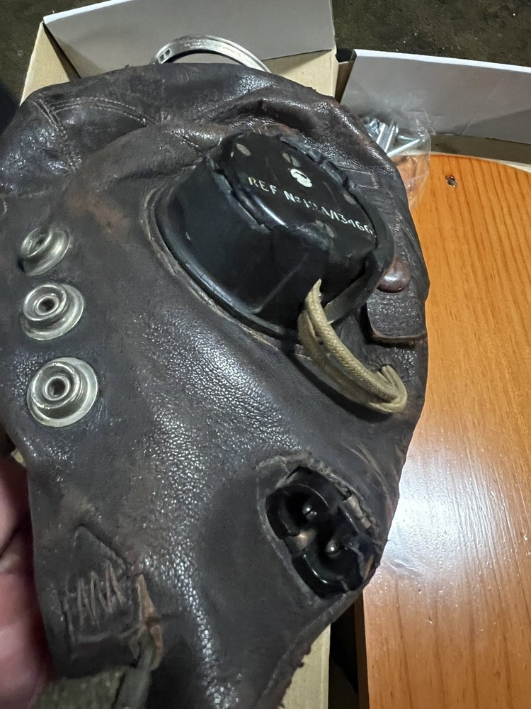 WWII Type A-14 Oxygen Mask MED Army Air Force AAF - IN BOX - NOS with manuals