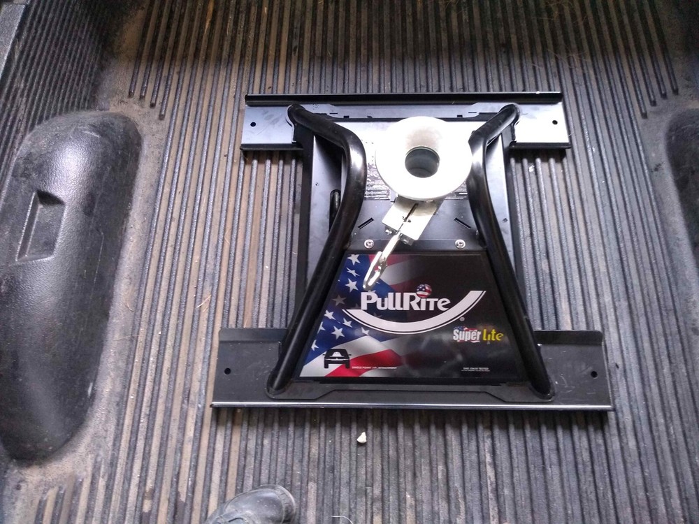 PullRite 2600 20K SuperLite Single Point 5th Wheel Hitch