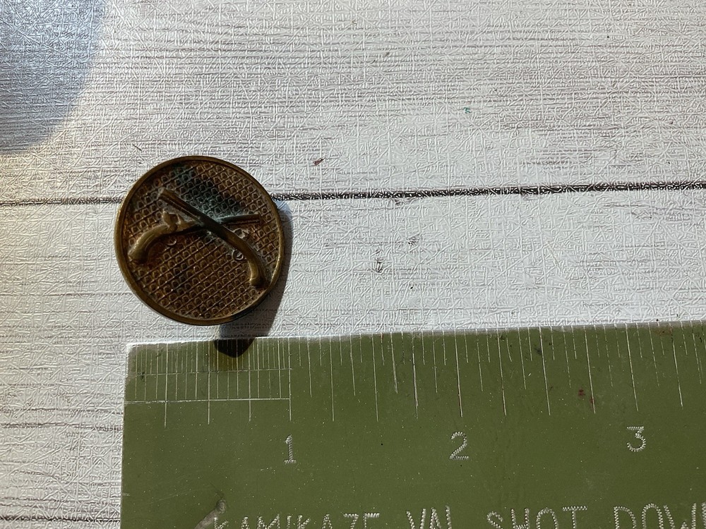 ORIGINAL PRE WWII US MP COLLAR DISK