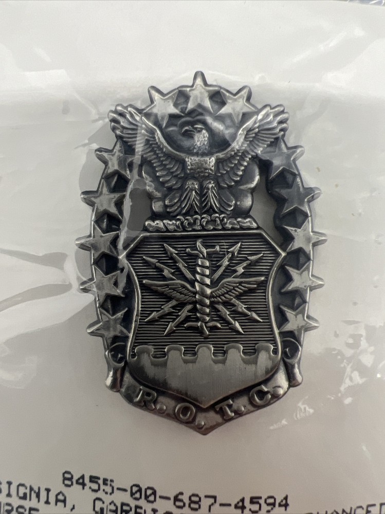 Air Force ROTC Adv. Course Garrison Cap Insignia 11/97