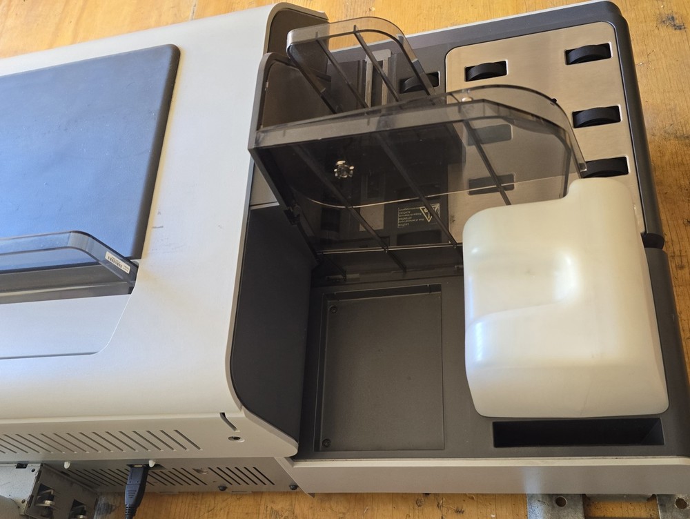 NEOPOST IS/IM5000-6000 FEEDER W/ IS/IM5000-6000 BASE ENVELOPE MAILING MACHINE