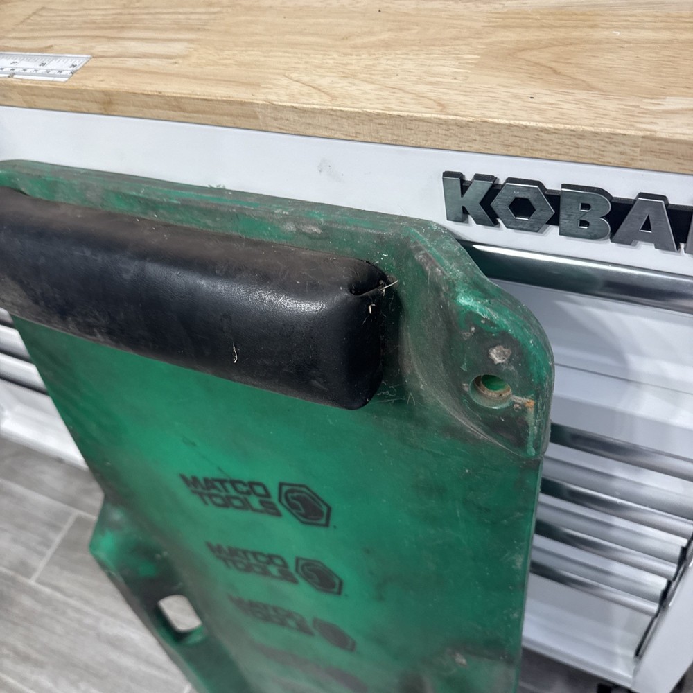 Matco Tools Creeper 35.75" Green Made In USA