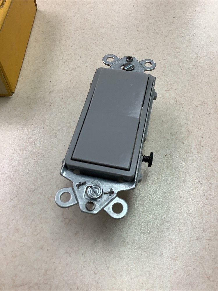 Hubbell HBL2121GY Gray Switch