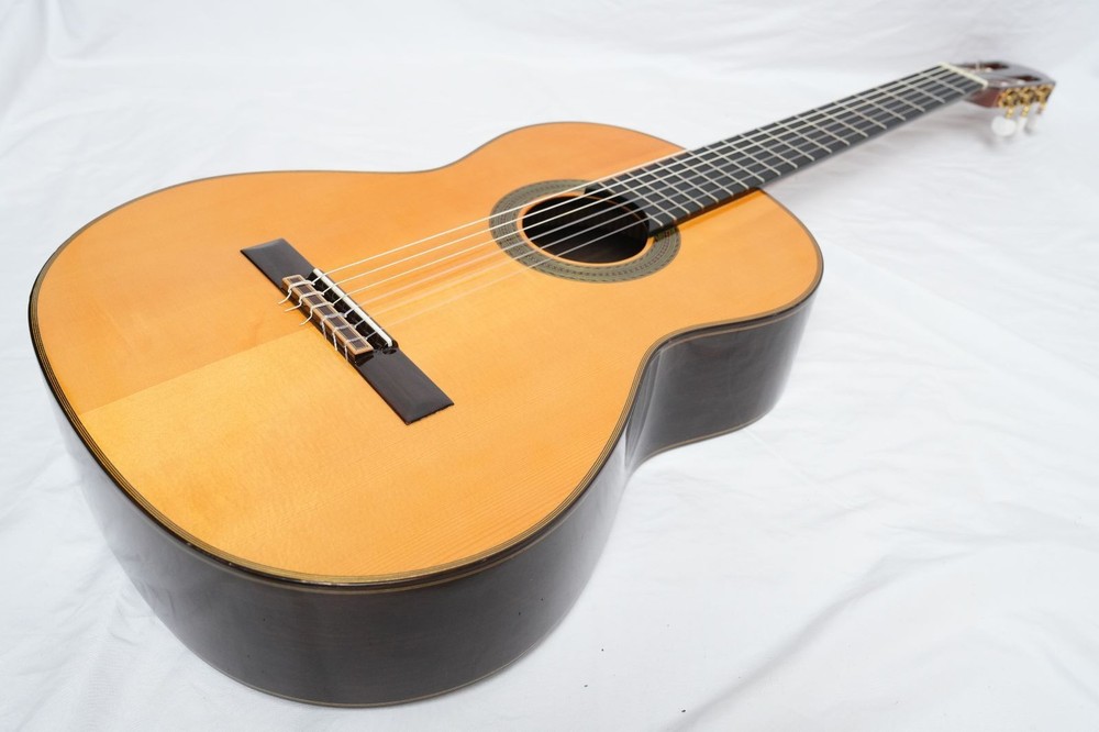 ARIA A-100S All Solid Wood Classical Guitar USED