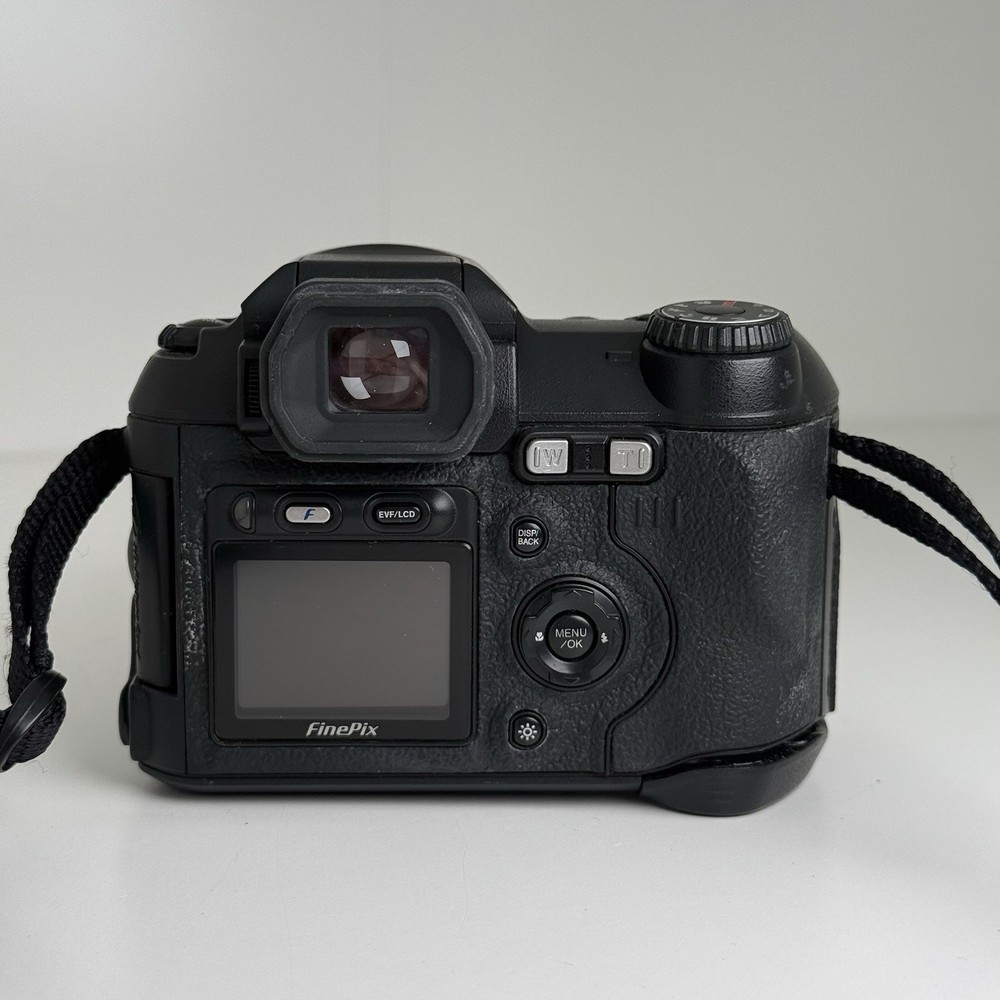 Fujifilm Finepix S550 Black Compact Digital Camera TESTED & WORKING!