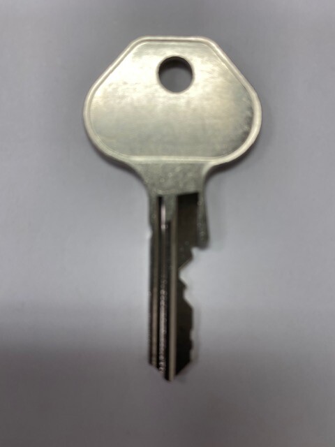 Hummer Roof Rack Replacement Keys E001 - E005 Guarantee to work