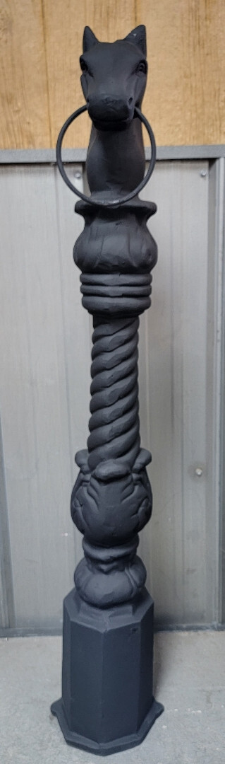 Victorian Style Horse head Hitching Post - cast aluminum - it will never rust