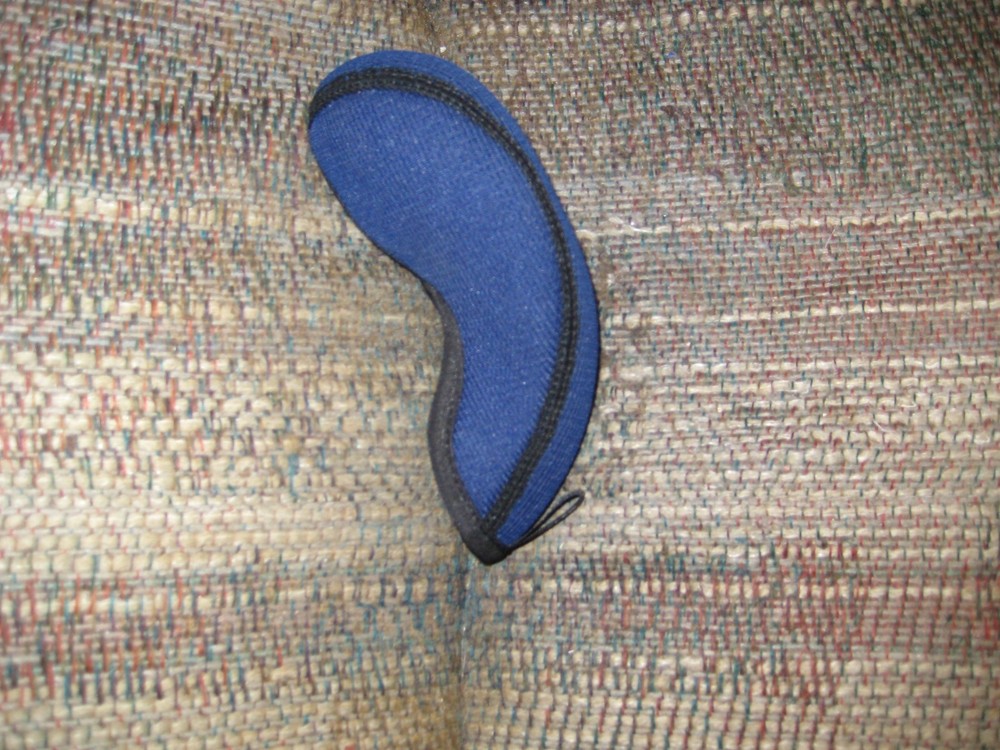 slightly used Stealth 6 headcover with number