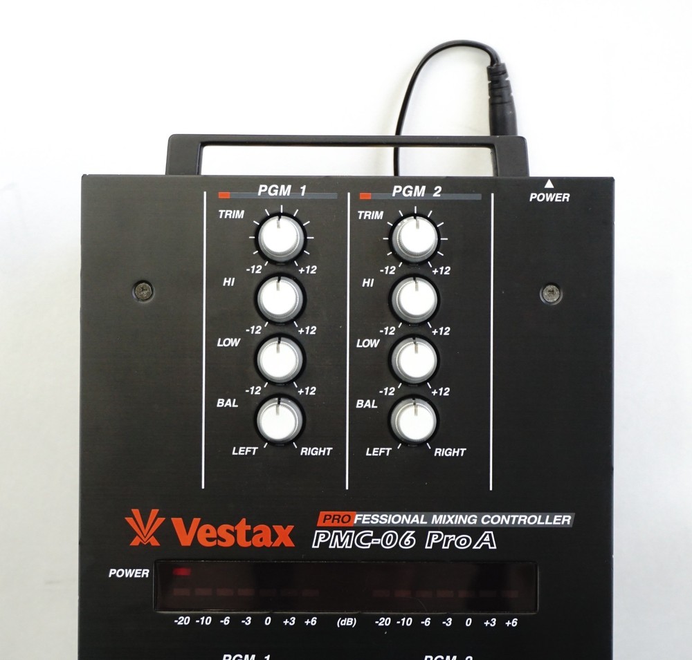 Vestax PMC-06 Pro A Slim Professional Mixtick Mixer DJ Mixing Controller