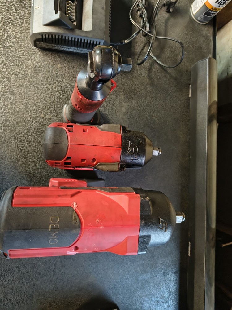 Snapon Impacts And Batteries
