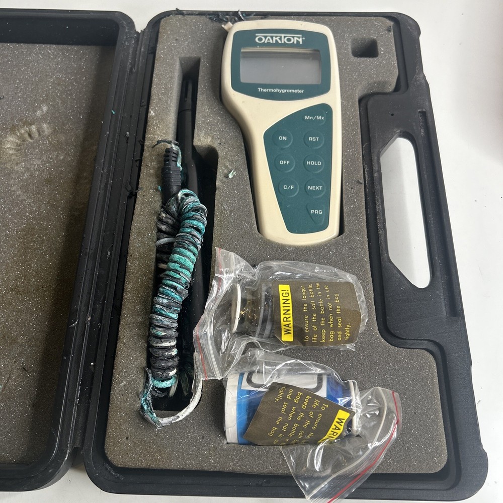Oakton Thermo Hygrometer Kit