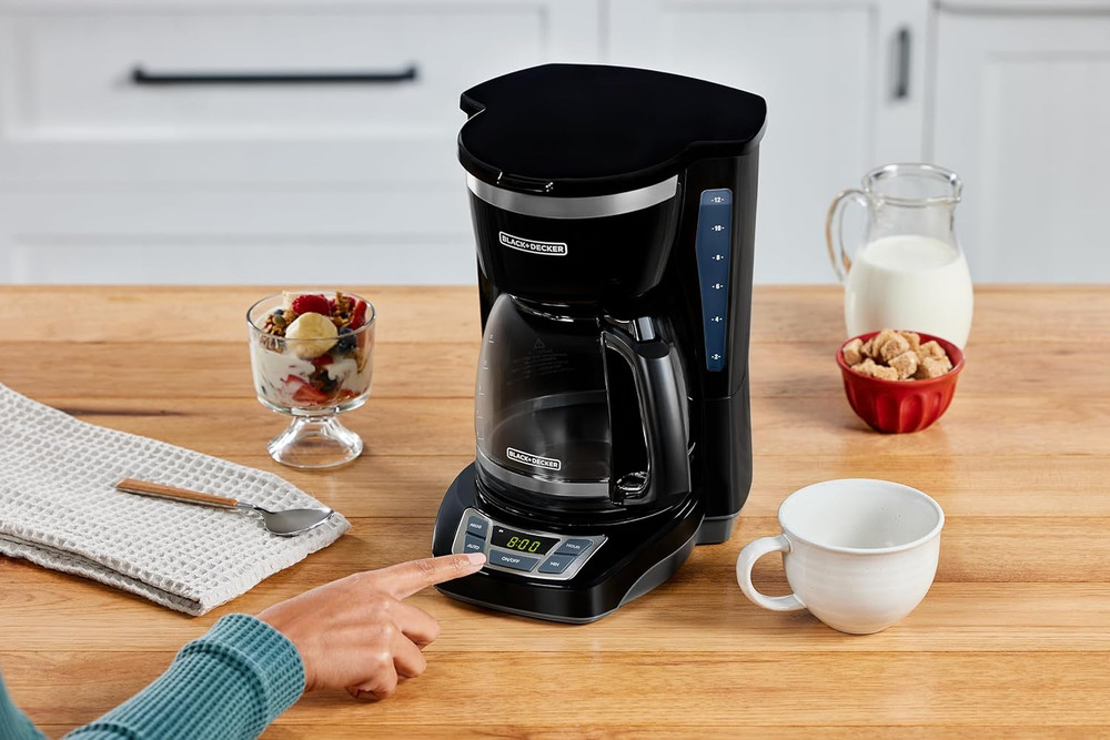 BLACK+DECKER 12-Cup Programmable Coffee Maker with Washable Filter, Black
