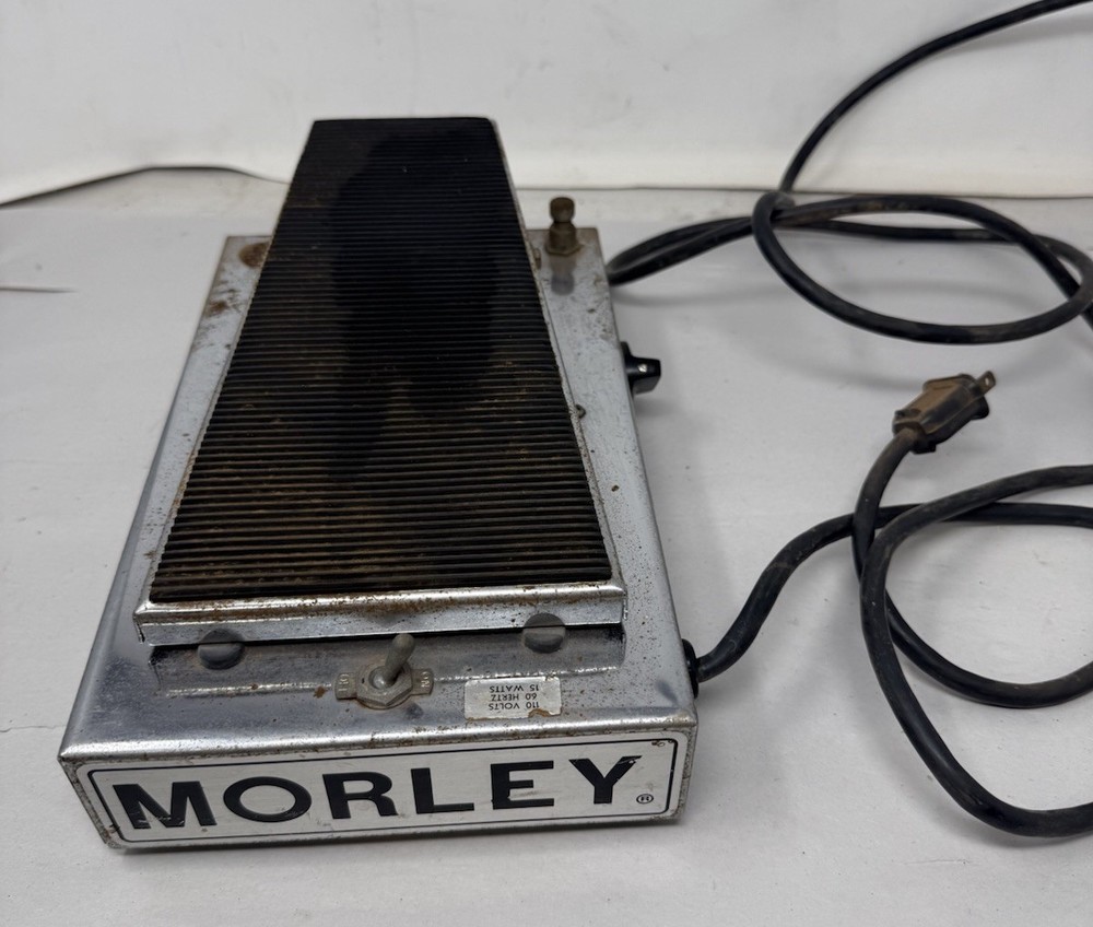 MORLEY VOLUME BOOST PEDAL - MODEL WBO