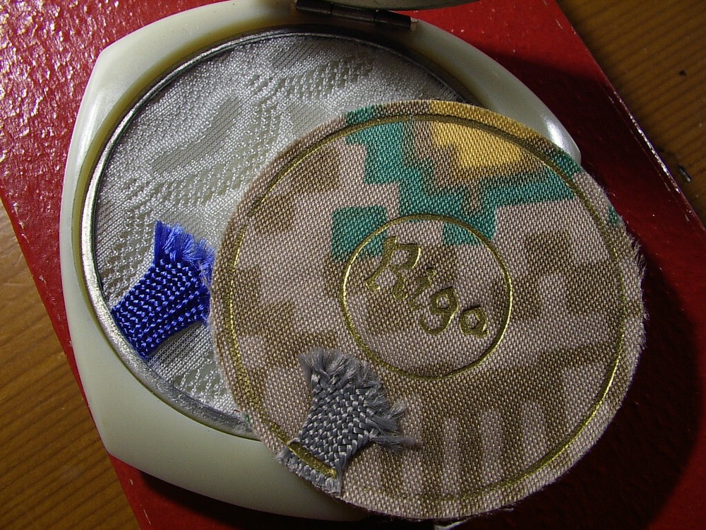 LATVIA POWDER BOX "RIGA"(Blue) (AR)