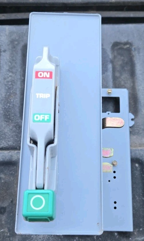 Square D Motor Control Handle Assembly No. 80439-898-50