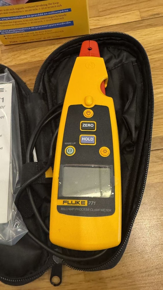 Fluke 771 Milliamp Process Clamp Multimeter