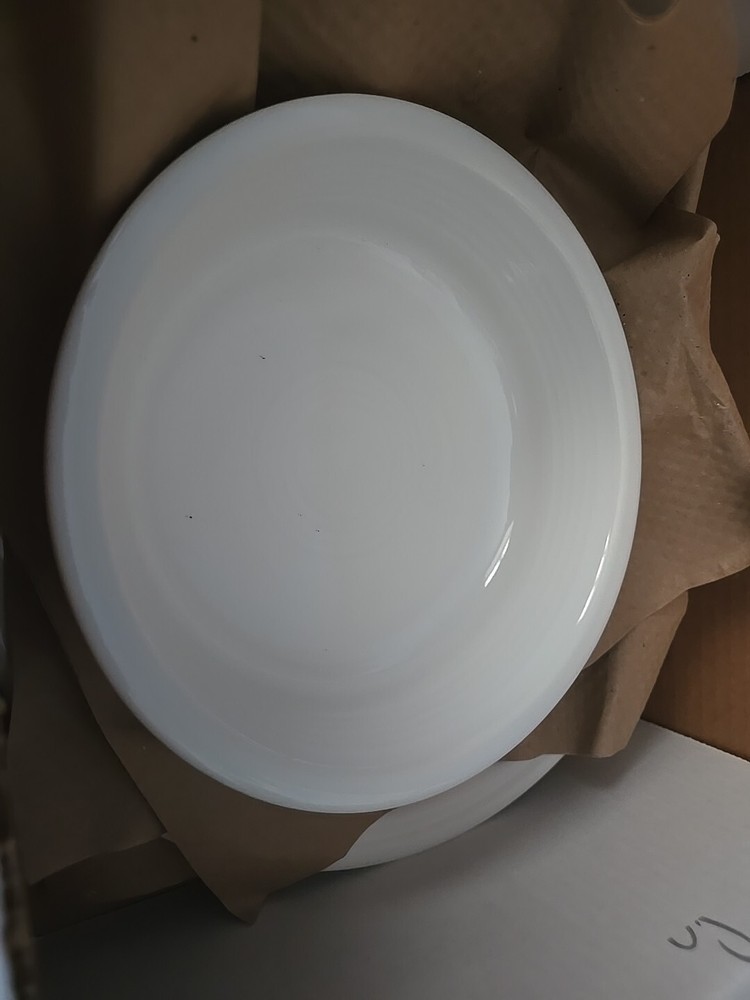Fiesta White 4 pc. place setting dinnerware new 831 100