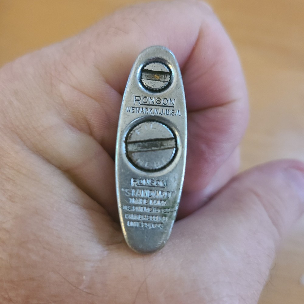 Vintage Ronson Standard SilverTone Lighter
