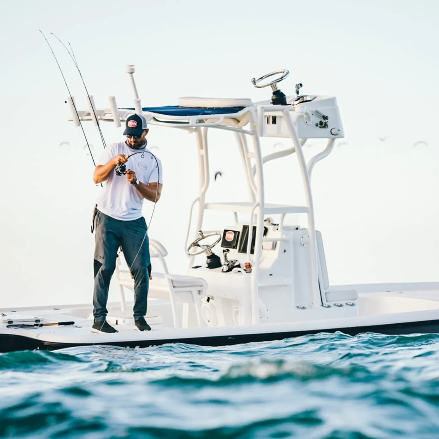 PENN 7' Battle Spinning Fishing Rod and Reel Combo Kit, Size 5000 Reel with Cove