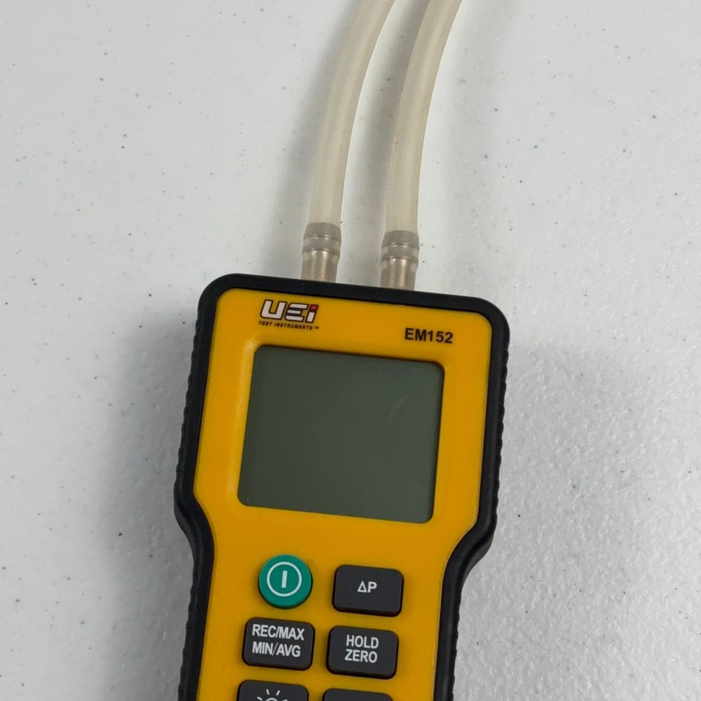 UEI EM152 Dual Differential Digital Manometer TESTED WORING