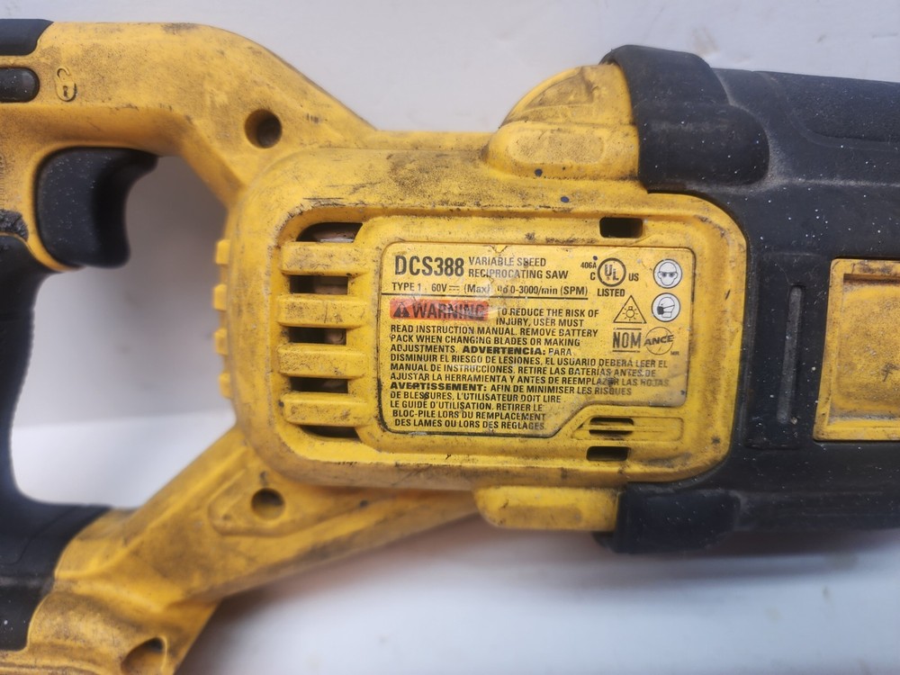 DeWALT DCS388 60V FlexVolt Brushless Variable Speed Reciprocating Saw Tool Only