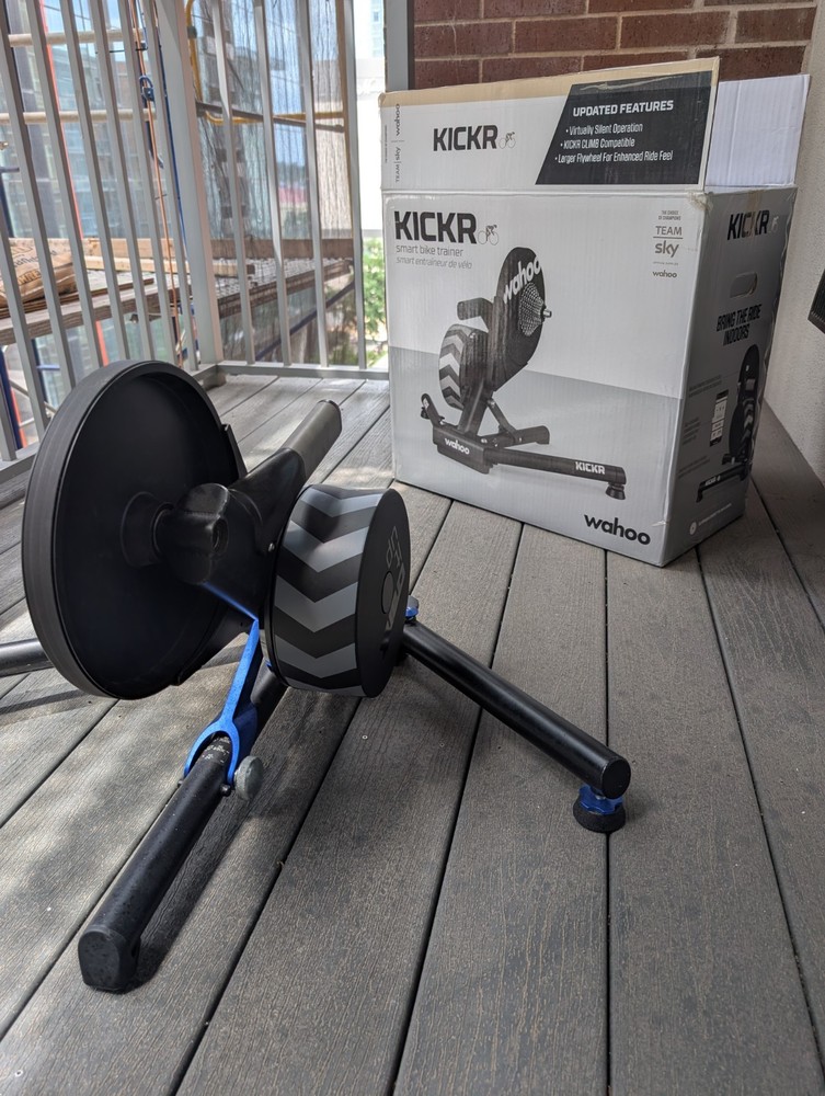 Wahoo Kickr Smart Trainer - Pre Owned, great conditions!!