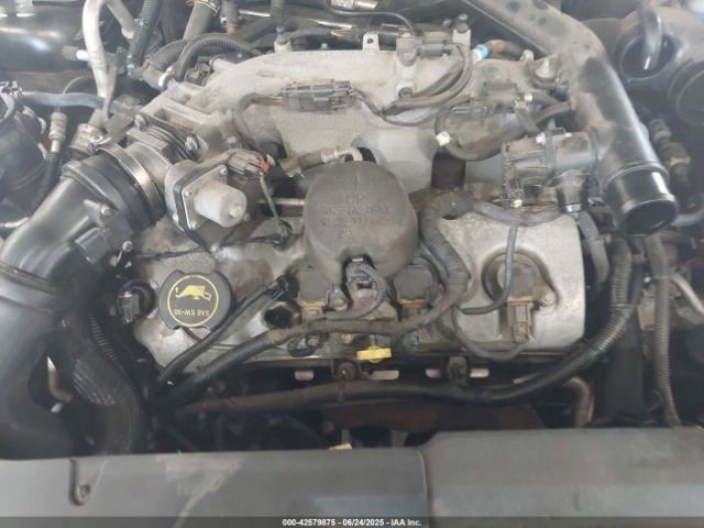 MKS 2014 Glove Box 4899431