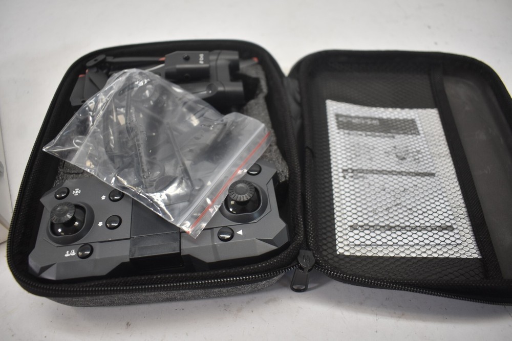 Xin Kai Yang K9 Drone Four Side Avoidance Camera Drone RC With Carrying Case