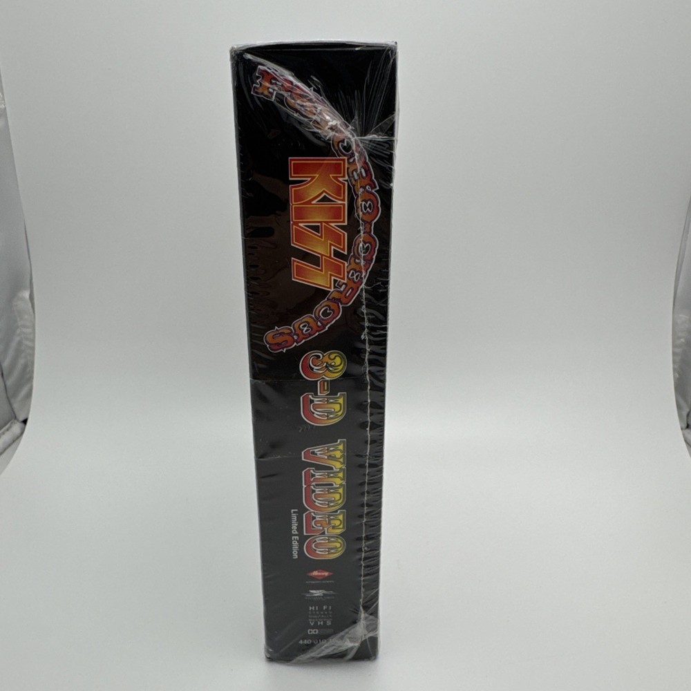 Vintage 1998 KISS - Psycho Circus (VHS, 2000, Limited Edition) 3-D Video NEW