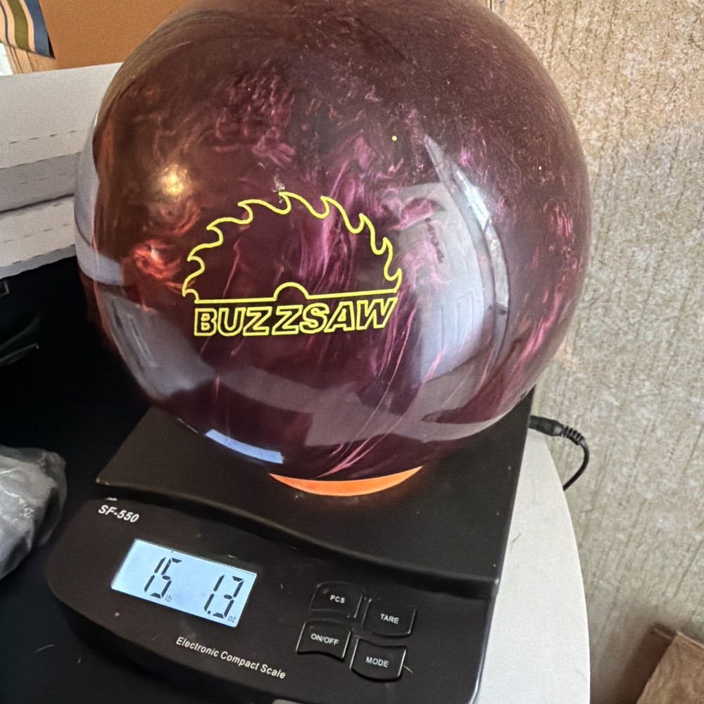Lane #1 G Force Evolution Buzzsaw Bowling Ball 15# New
