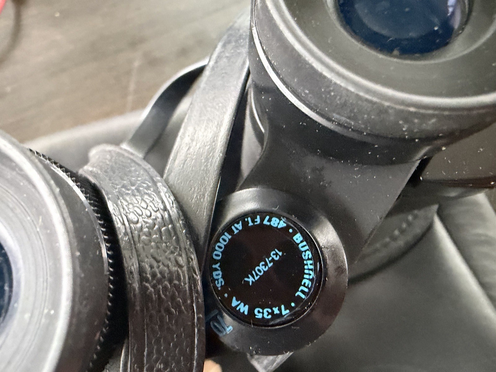 Bushnell WA Focus 7x35 Binoculars - 487 Feet At 1000 Yards - 13-7307k perfect