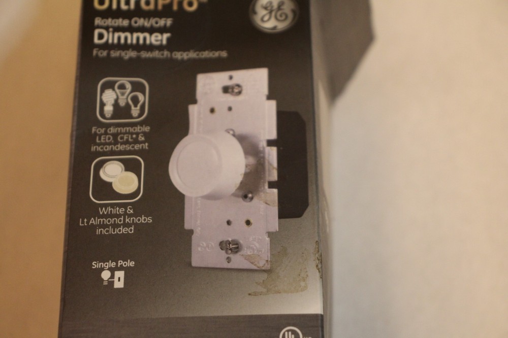 GE Single Pole Dimmer Knobs Rotate on/off, White new open box