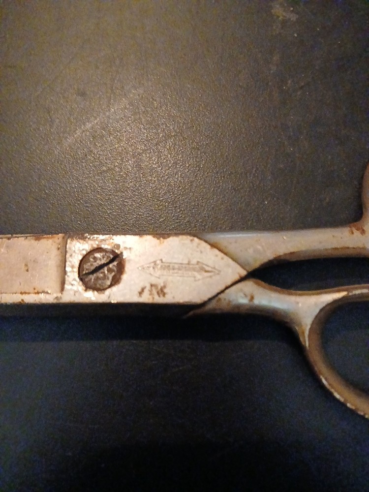 Vntg 8.5 Stiletto Scissors