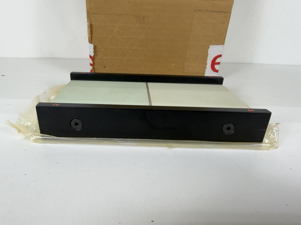 Optical Engineering Laser IR Profiler Tray