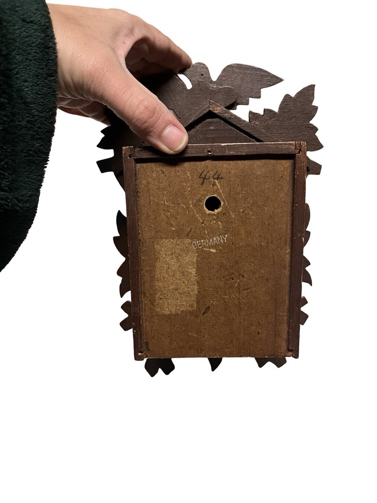 Vintage Germany 1 Day Black Forest Cuckoo Clock Bird Leafs EMPTY NO CLOCK