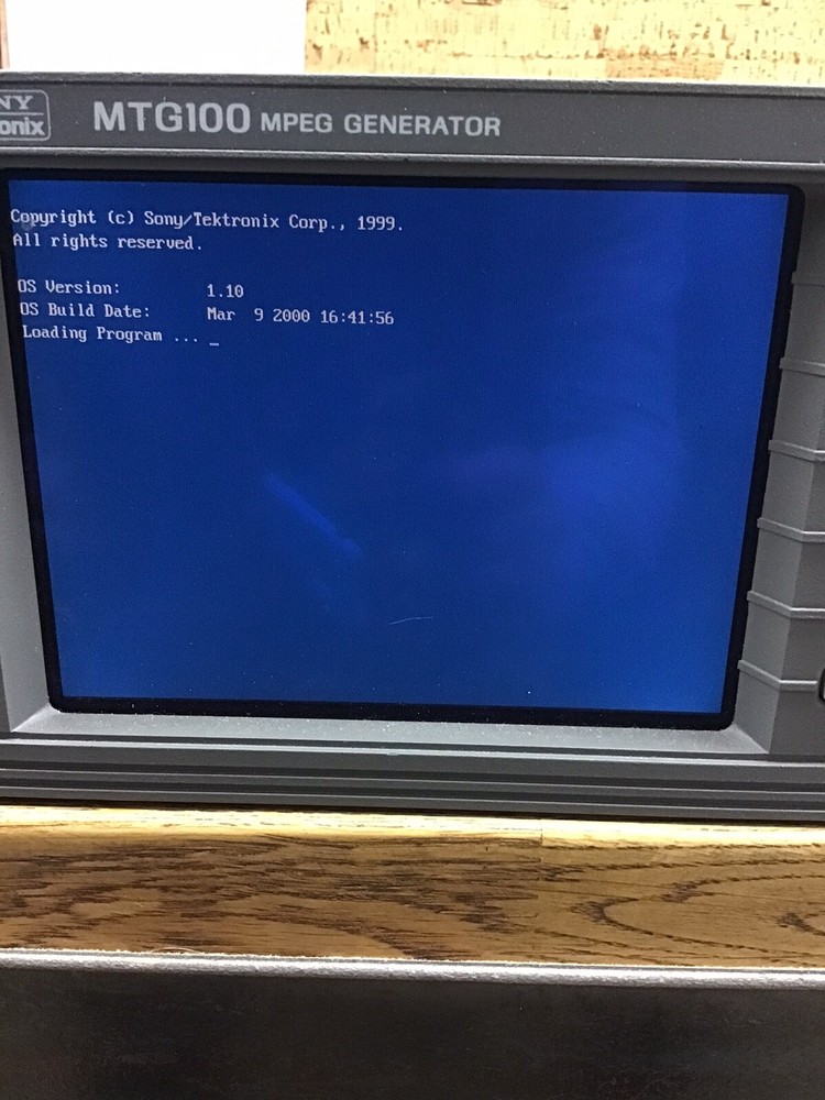 SONY TEKTRONIX MTG100 MPEG GENERATOR Pulled From Working Environment UM