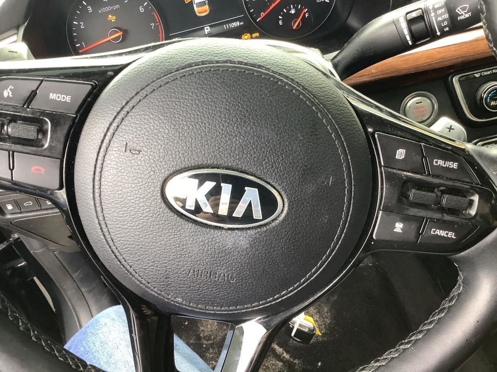 CADENZA 2017 Glove Box 5004629