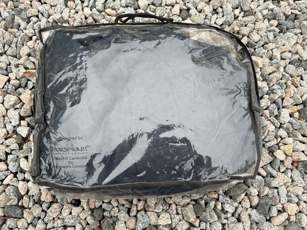 84” Horseware Liner 100g - Used