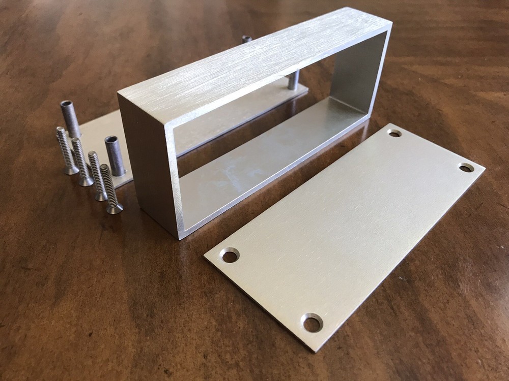 COMPAC DEVELOPMENT CORP. # 51190-100-0 RFI SPEC'D ELECTRONICS PROJECT BOX / HAM