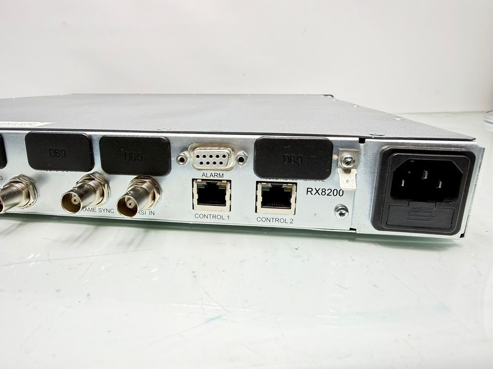 Tandberg RX8200 MPEG2 /MPEG4 SD DVB-S2 8PSK Receiver