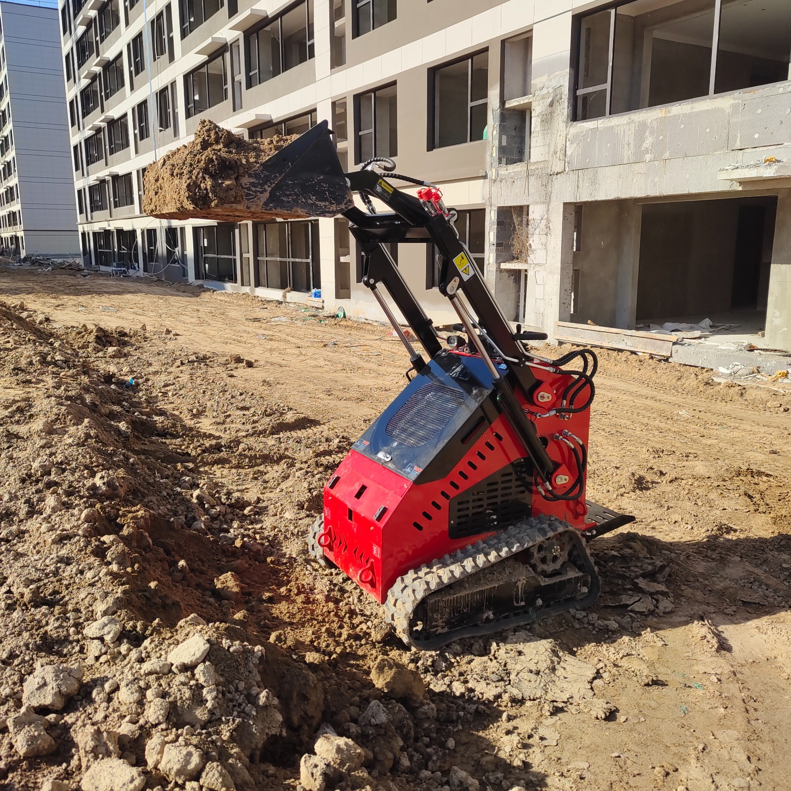 1830lbs Mini Skid Steer Loader with B&S 13.5HP Gas Track