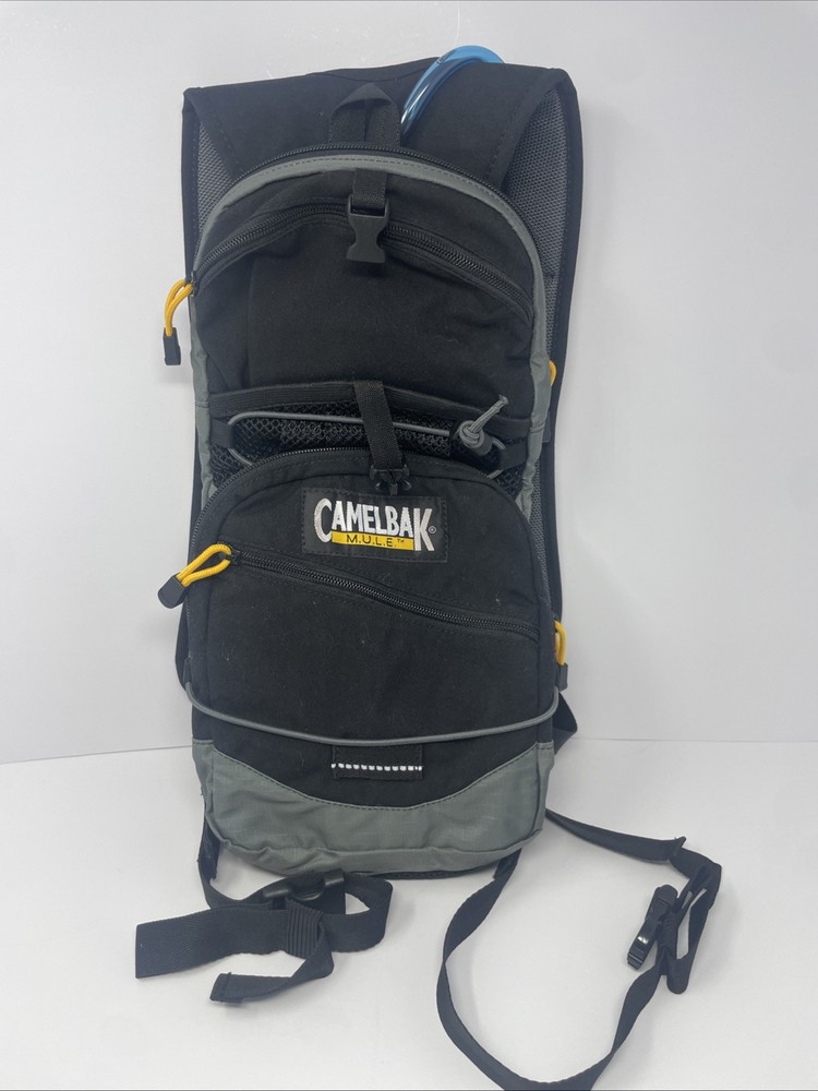 CamelBak M.U.L.E. Hydration Backpack Black/Gray 3L/100oz MULE Daypack